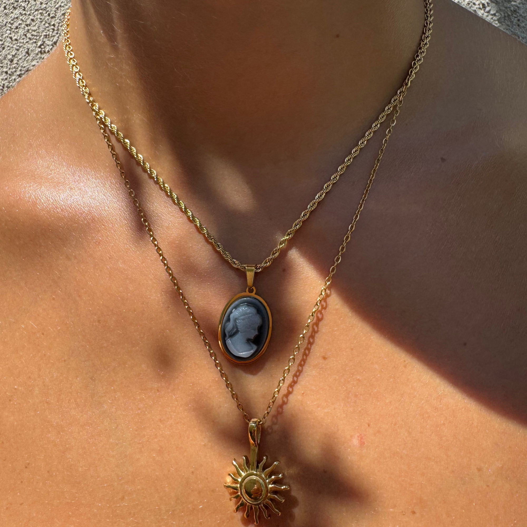 Collana Portrait