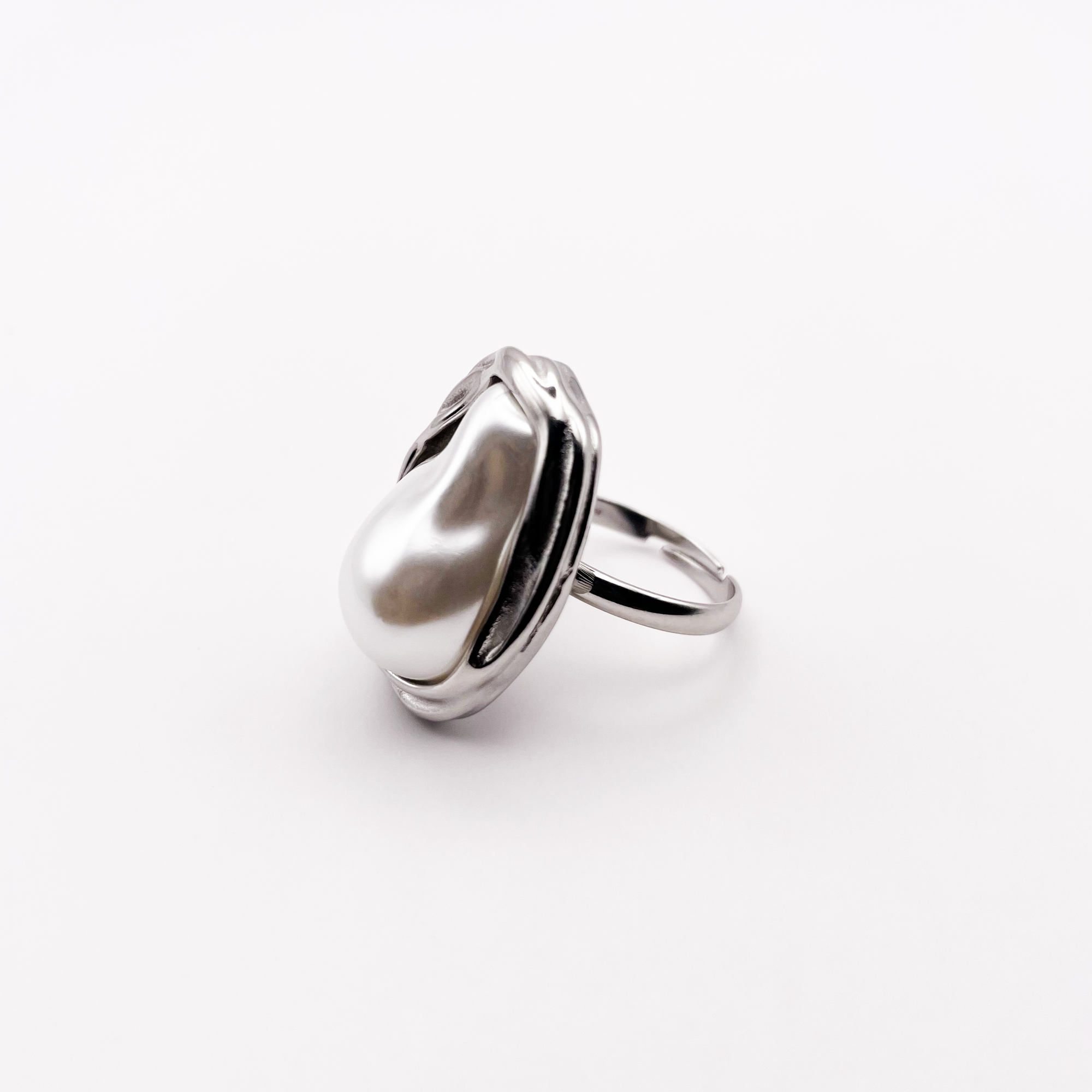 Anello Eira