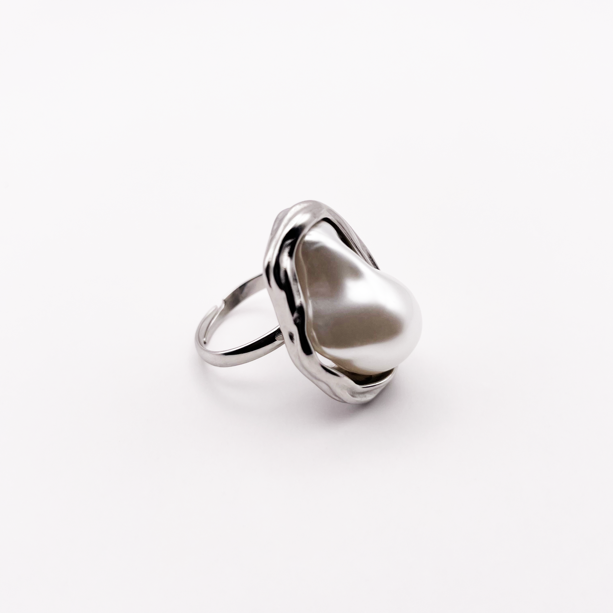 Anello Eira