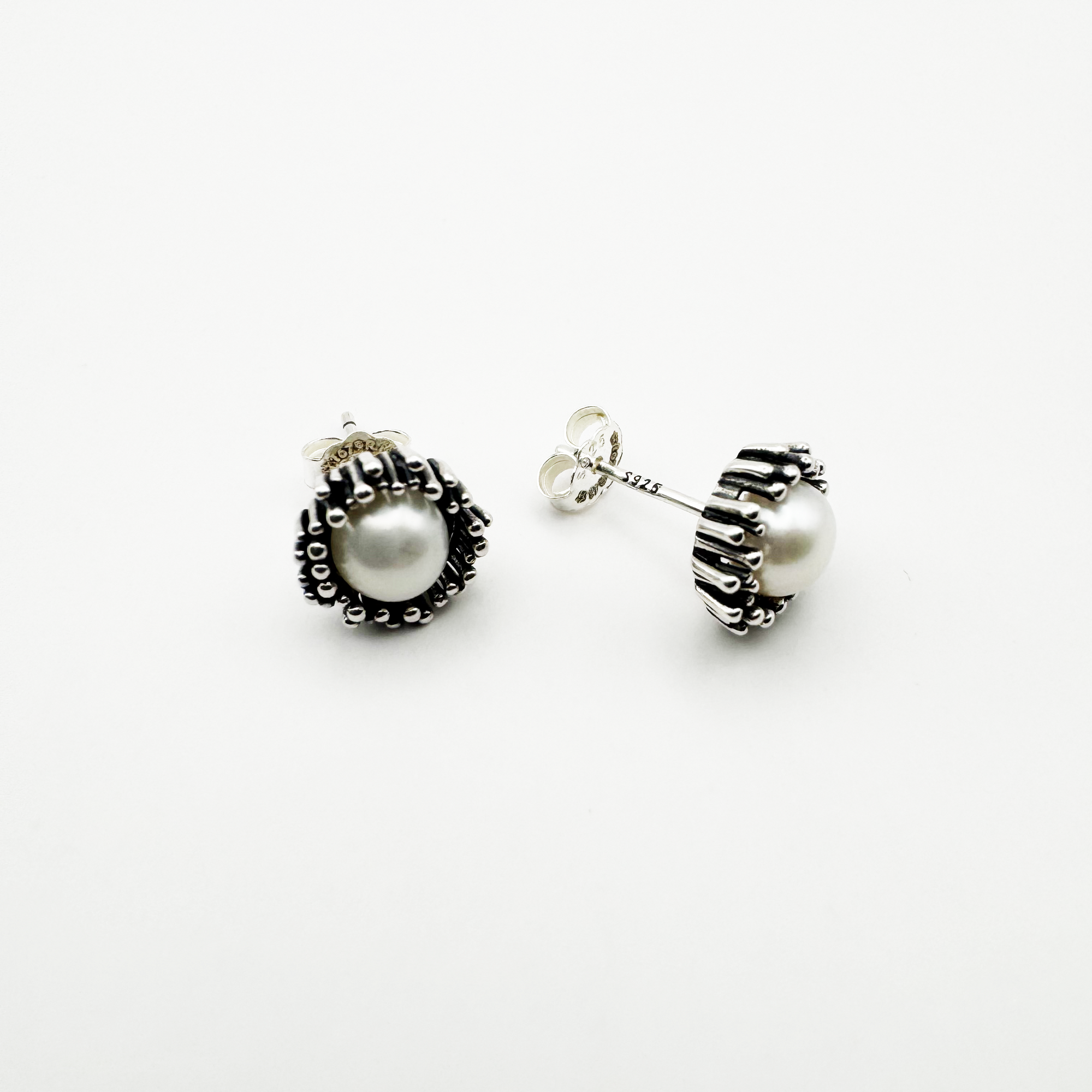 Orecchino Pearls