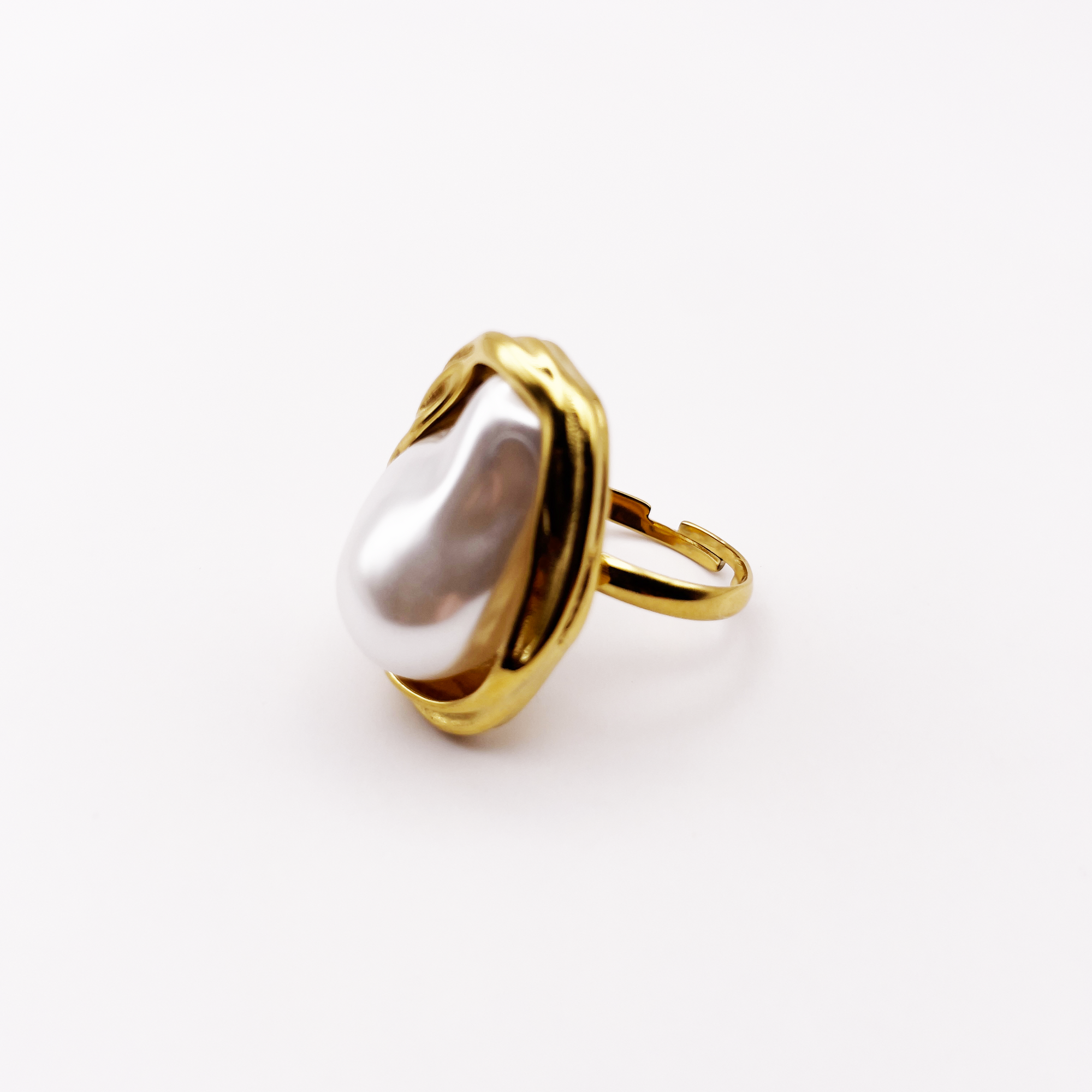 Anello Eira