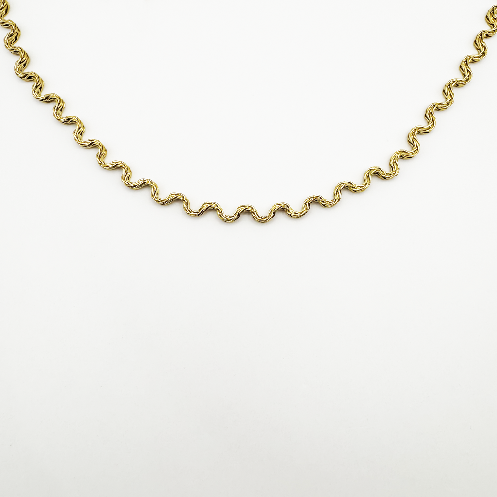 Collana Race